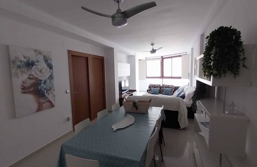 Grau i Platja Apartment | Enjoying the beach