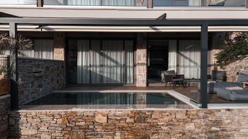 Nafplion City Centre Hotel | Ennea Muses Rooms and Suites