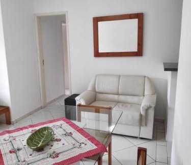 Jardim Ana Maria Apartment | Enseada- 400m Aquário. Apt espaçoso e aconchegante