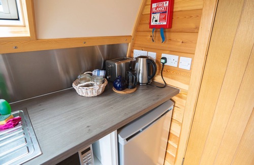 Leven Cabin | Ensuite Glamping Cabin with Swedish Wood Fired Tub