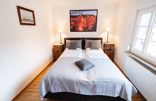 Ediger House | Entenhaus I by Interhome