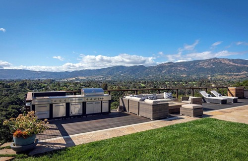 Bel Air House | Entertainer's Dream