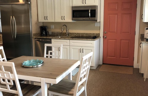 Southern Shores Apartment | Entire 1st Floor Apartment in OBX! Walk To The Beach, Pool, Many Extras