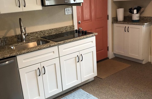 Southern Shores Apartment | Entire 1st Floor Apartment in OBX! Walk To The Beach, Pool, Many Extras