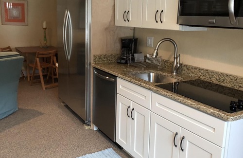Southern Shores Apartment | Entire 1st Floor Apartment in OBX! Walk To The Beach, Pool, Many Extras