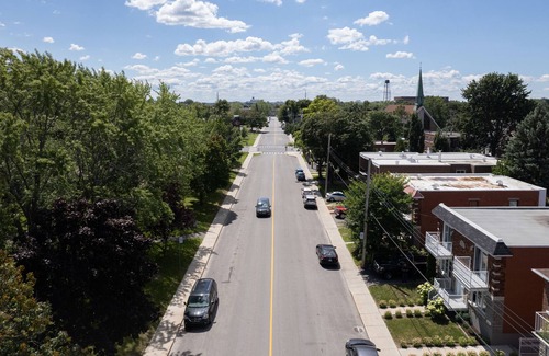 LaSalle Apartment | Entire 2-Bedroom Apartment in Montréal