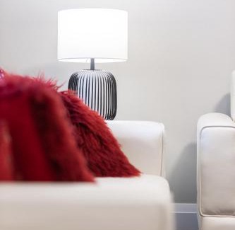 Waterloo Apartment | ENTIRE 2 BEDROOM APARTMENT UPTOWN WATERLOO - e1