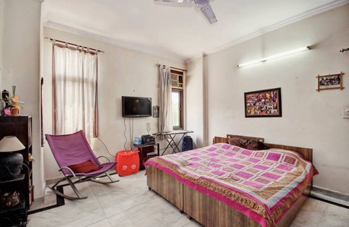 Naraina Bed & Breakfast | Entire 2BR Serviced Apartment from 2nd Dec 2019