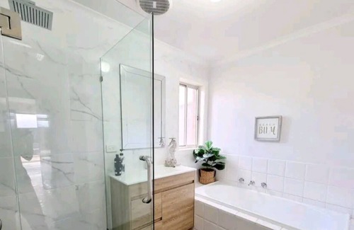 Berwick House | Entire 4 bedroom Berwick home, no sharing