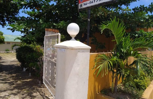 Discovery Bay Villa | Entire 6-bedroom Villa Free Parking With Fast Wifi