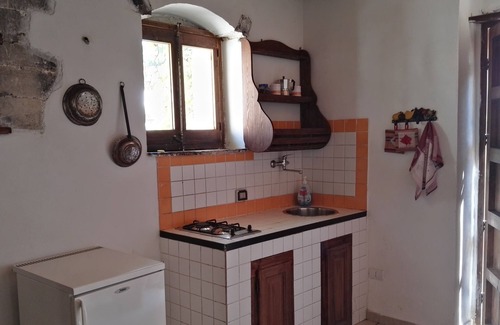 Chiaramonte Gulfi House | Entire and Magnificent Ancient Sicilian Villa with farmers' and Baron's houses