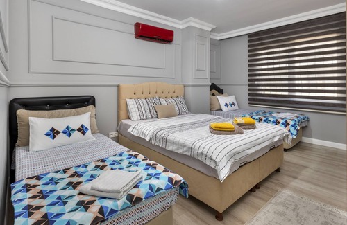 Muratpasa Apartment | Entire Apartment near the beach