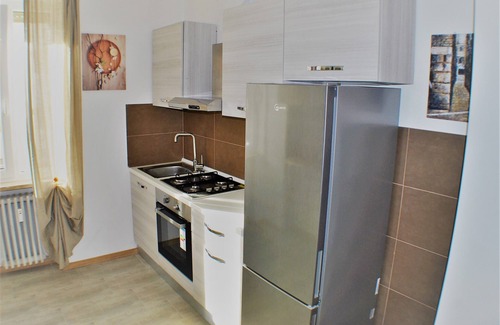 Mestre Apartment | Entire apartment Venice CASA LEONARDO 7 Places toll parking and free Wi-Fi