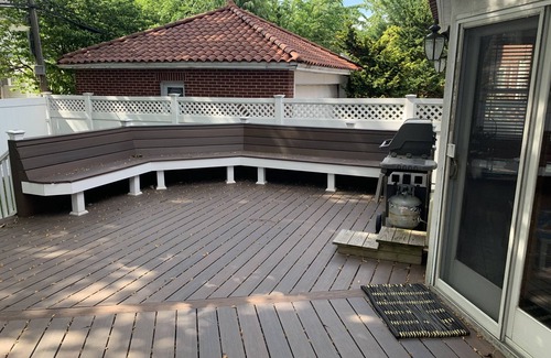 Murray Hill House | Entire Attic floor w/private bath walk to LIRR