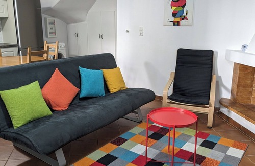 Vrilissia Apartment | Entire basement flat with garden