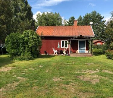 Mora House | Entire cabin - Mora, Selja, cabin in village environment for 4 persons