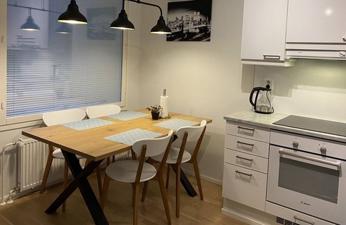 Vaasa Apartment | Entire downtown flat with free garage space
