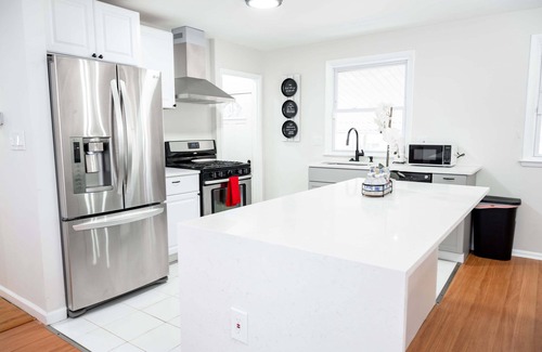 Milford Mill House | ENTIRE HOME IN RANDALLSTOWN, MAYLAND, UNITED STATES