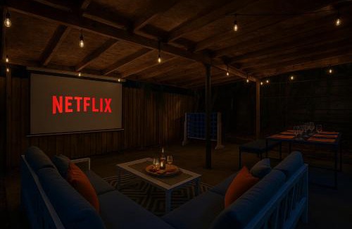 Northside House | Entire House 10 min from Downtown with Fire Pit and Outdoor Theater