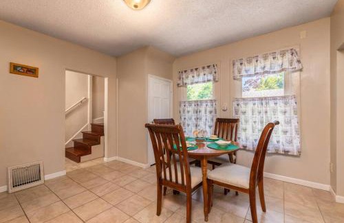North End House | Entire house 3 bedroom Twin Cities, Specious, Entire House, AC