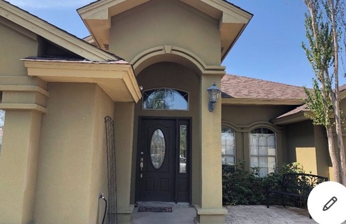 Bonanza House | Entire house , close to Mall, restaurants 4 bedrooms and 3 full baths