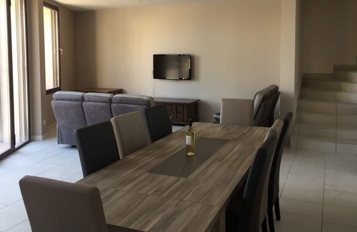 Saint-Hippolyte House | Entire house for 8 people