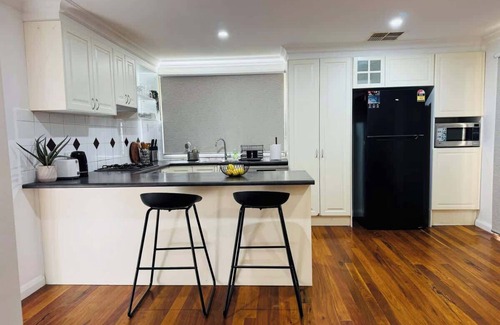 Berwick House | Entire House in Berwick | Near Parks & Schools