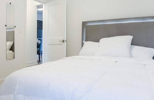 Niagara Falls Apartment | Entire Luxury Suite 4mins To Falls