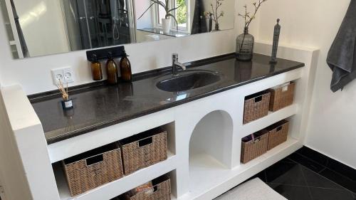 Slagelse Apartment | Entire multi-room apartment in patrician villa