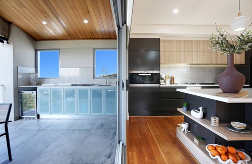 Shell Cove House | Entire Ocean View Shell Cove Mansion - Sleeps 16 guests 5 minute from the beach!