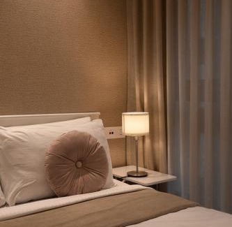 Hiranandani Gardens Apartment | Entire One Bedroom Apartment - Hiranandani Gardens, Mumbai Powai