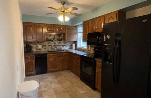 Bettendorf House | Entire ranch home centrally located in Bettendorf, near bike path and Bett Plex