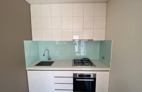Maribyrnong Apartment | Entire studio with balcony