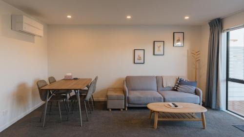 Lake Tekapo Apartment | Entire Unit - 18 Rodman - newly furnished