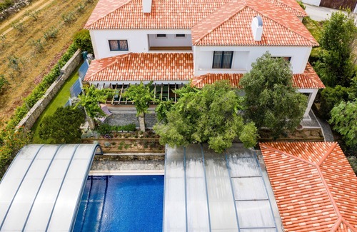 Magoito Villa | Entire villa with swimming pool and padel court, near the beach. 14 people.