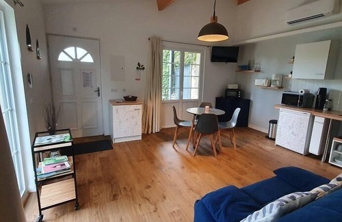 Tizac-de-Curton House | Entre Ciel & Vignes - Tizac DE Curton