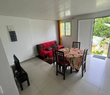 Gros-Morne Apartment | Entre forêt et mer