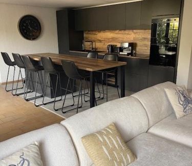 Palau-del-Vidre House | Entre Terre et Mer