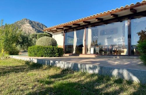 Campocamara House | ENTRESIERRAS Apartamentos rurales con chimenea, barbacoa y espacio para eventos