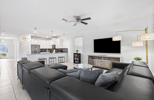 Davenport House | Epic Disney-Luxury Vacation Home with pool hot tub and gameroom DW2