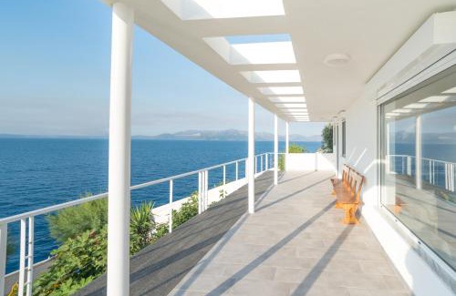Marathon House | Epipleon suites