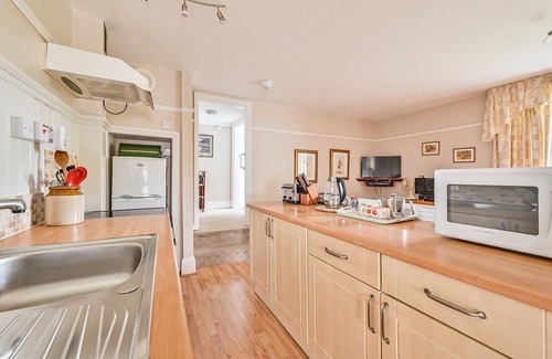 Lanreath Apartment | Epphaven Apartment With Outdoor Pool And Gardens In Historic Mansion House