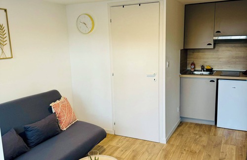 Villers-Saint-Paul Apartment | Equipped garden level 20m2