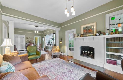 Seminole Heights House | EREHWON RETREAT Private ELEGANT LIVING