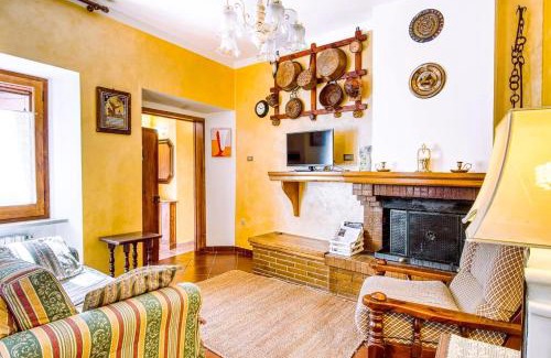Messenano Apartment | Eremo di Santo Apollinare