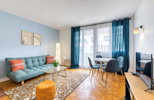 Centre Ville Rive Gauche Apartment | Eric, joli appartement rénové avec double balcons