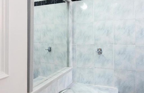 Acharavi Apartment | Eriva Hotel