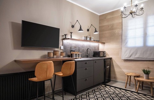 Kalavrita Apartment | Ermis by GM Luxury Suites