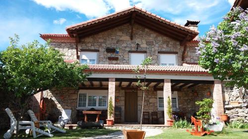 Navarredonda de Gredos House | Ermita de Gredos
