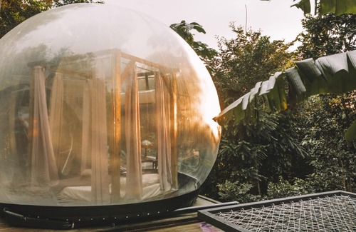 Aibonito Hotel | ¡escapada Romántica! Glamping en Burbuja con Jacuzzi Privado Para Dos
